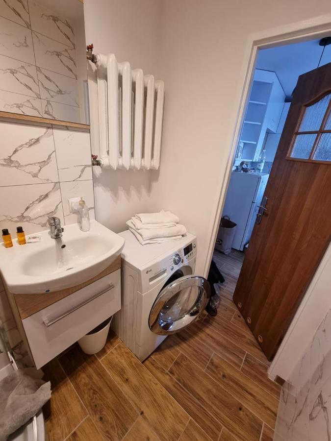 Kawalerka Blisko Jeziora Apartment Olecko Luaran gambar